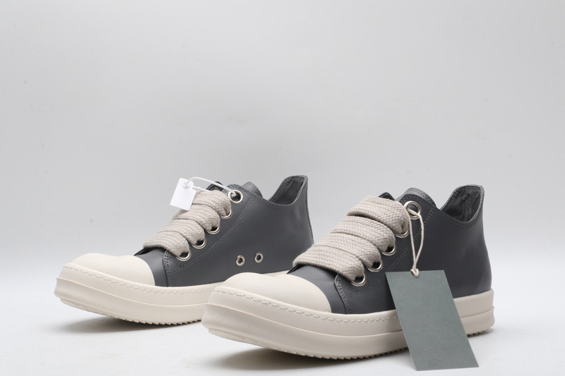 RO Sneakers