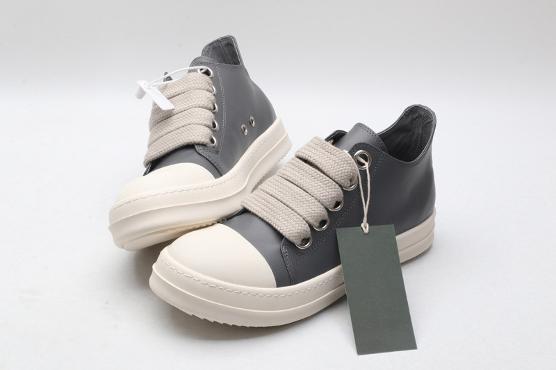 RO Sneakers