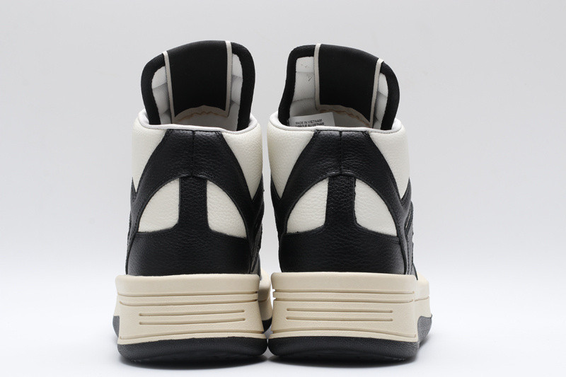 RO Sneakers