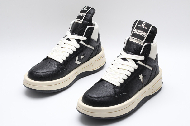 RO Sneakers