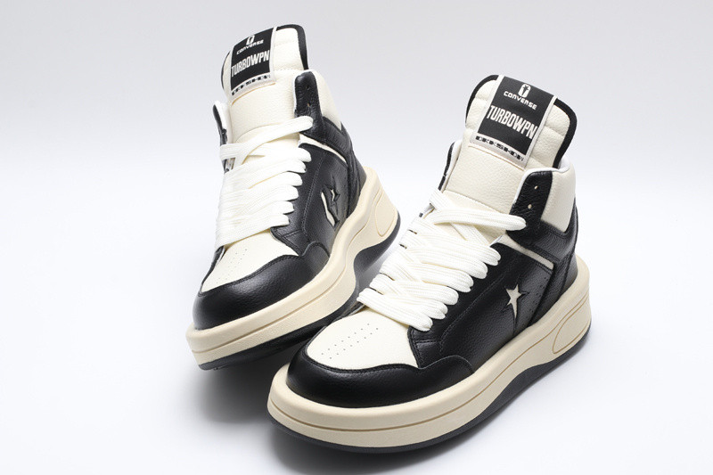 RO Sneakers