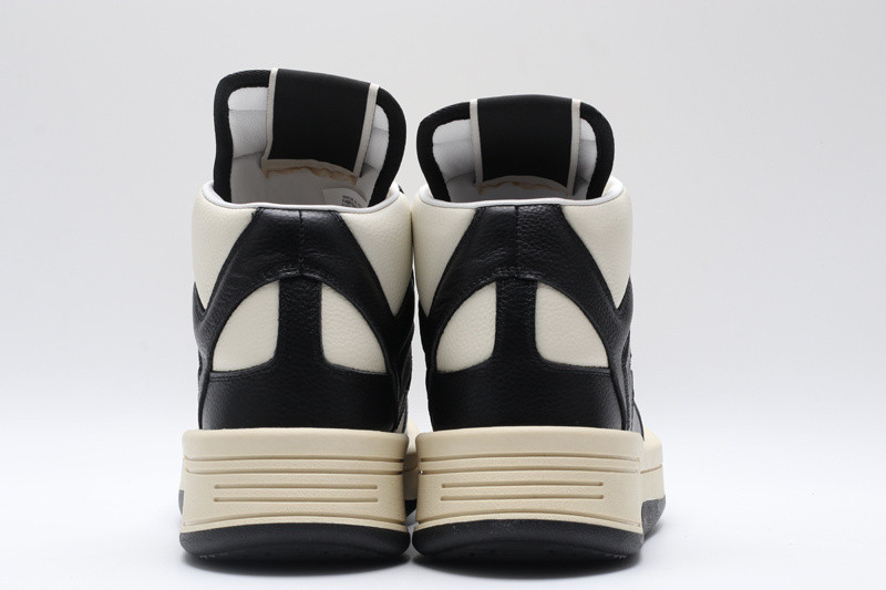 RO Sneakers