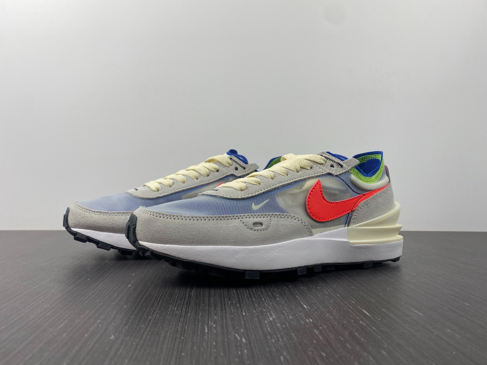 Nike Waffle One DA7995-101