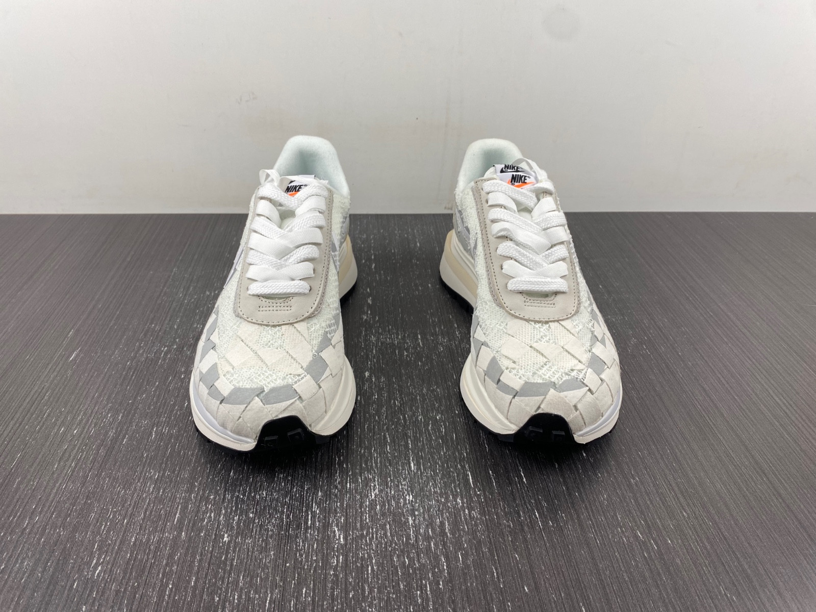 sacai x Nike Waffle Woven Green Gusto DR5209-100