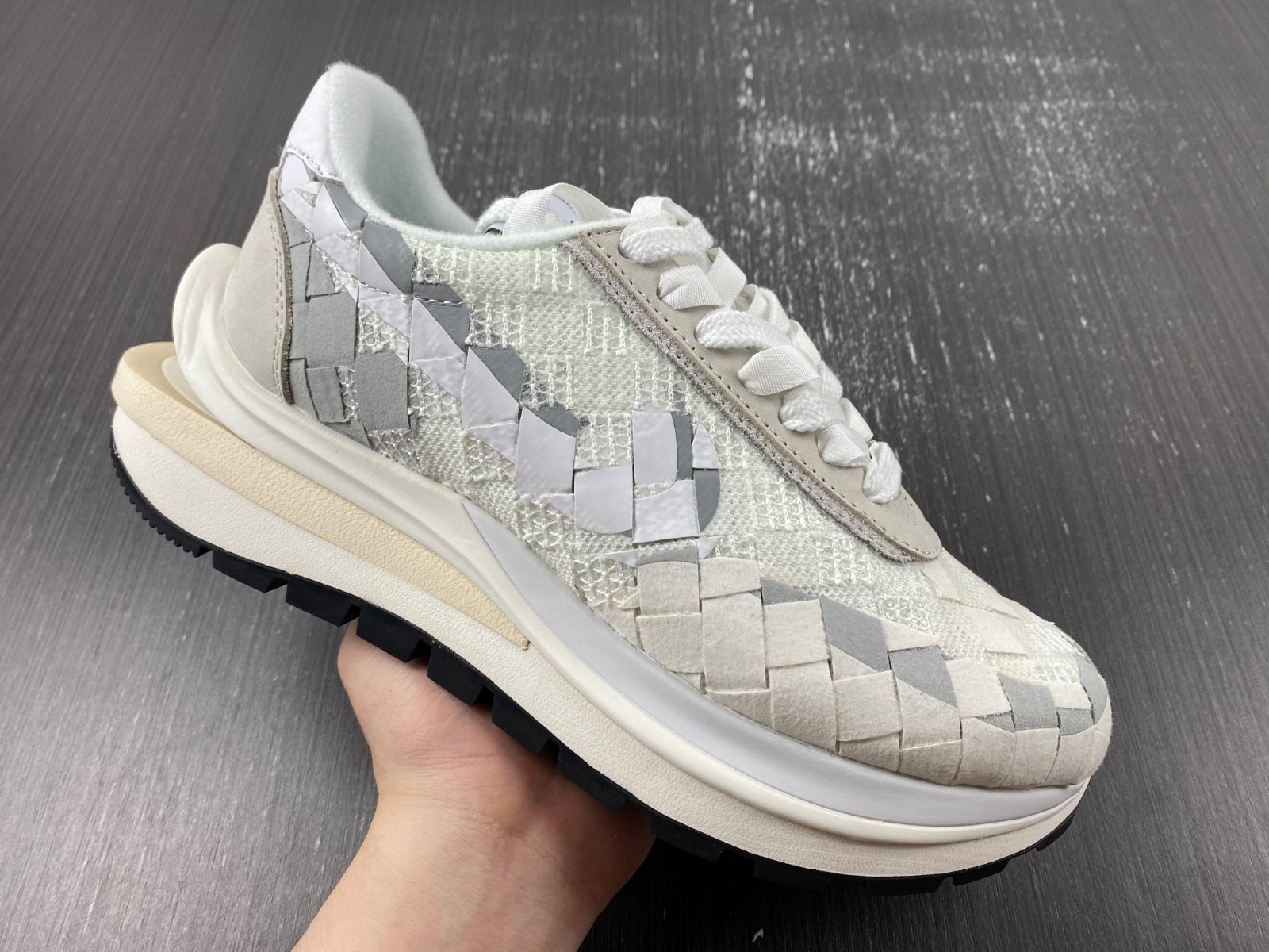 sacai x Nike Waffle Woven Green Gusto DR5209-100