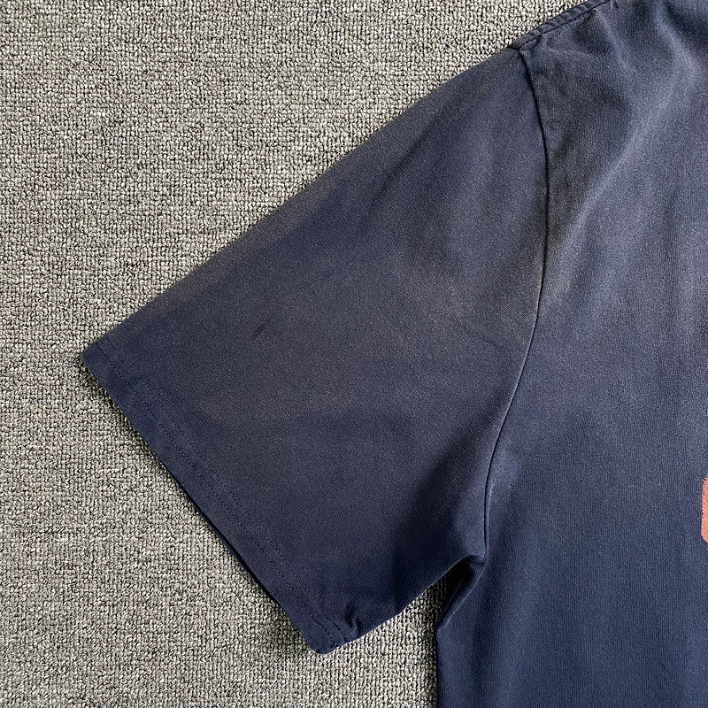 Sant Vest T Shirt