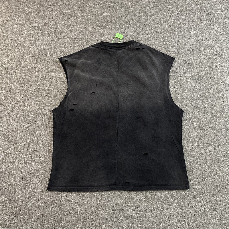 Sant Vest T Shirt