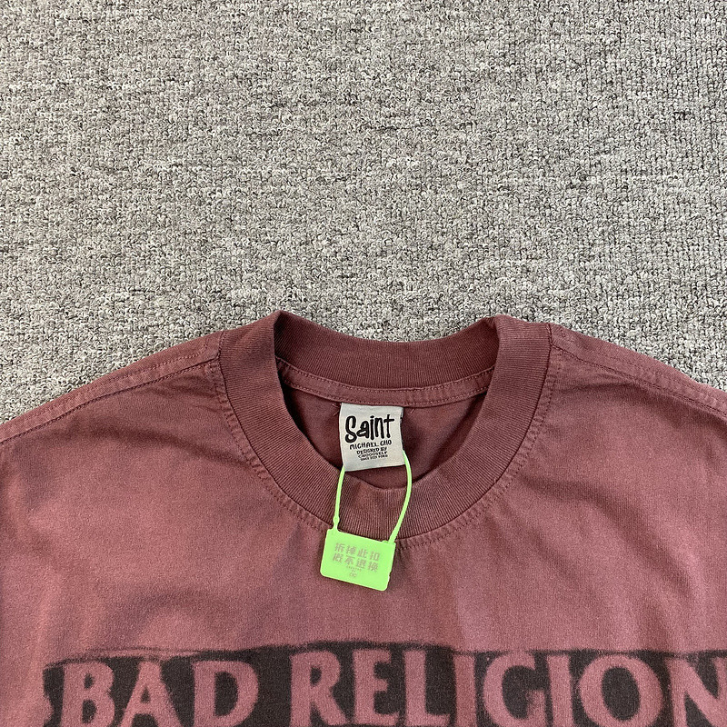 Sant Vest T Shirt