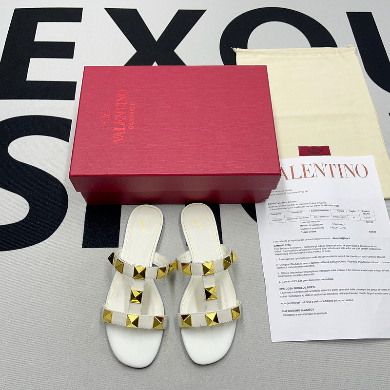 Valenti** sandals