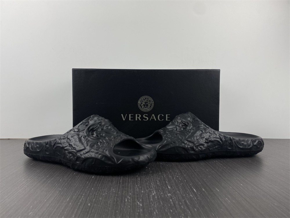 VERSACE slides