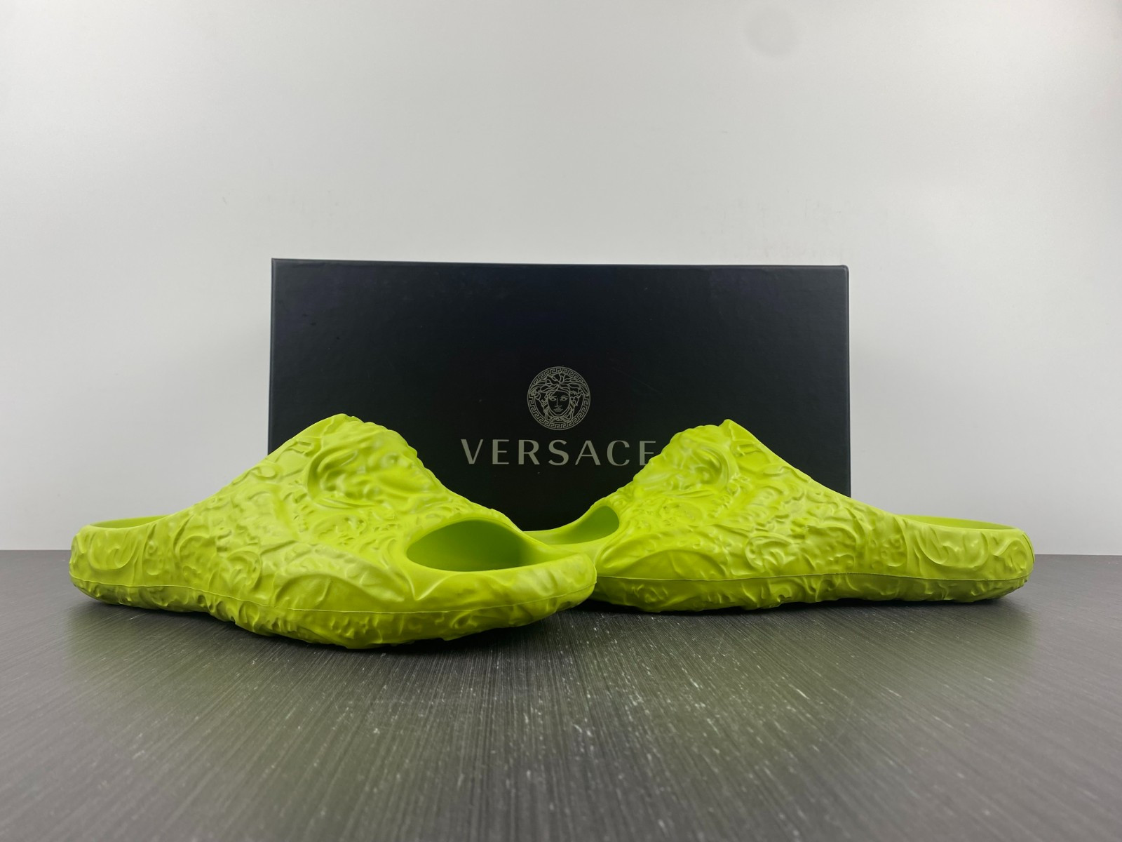 VERSACE slides