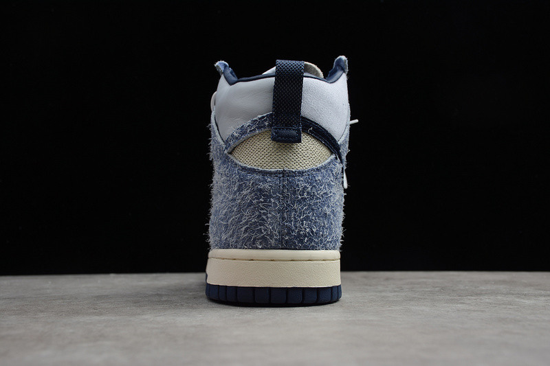 Nike Dunk High Pro Strawberry Cough CW3092-400