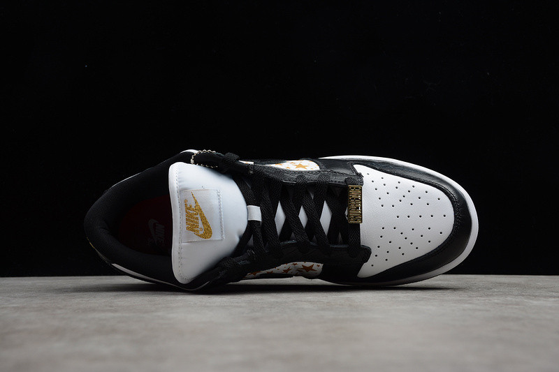 Sup x Nike SB Dunk Low “Stars” DH3228-102