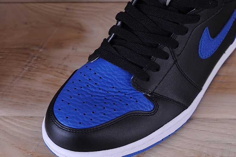 Air Jordan 1 Retro High OG 2017 Royal Blue 555088-007