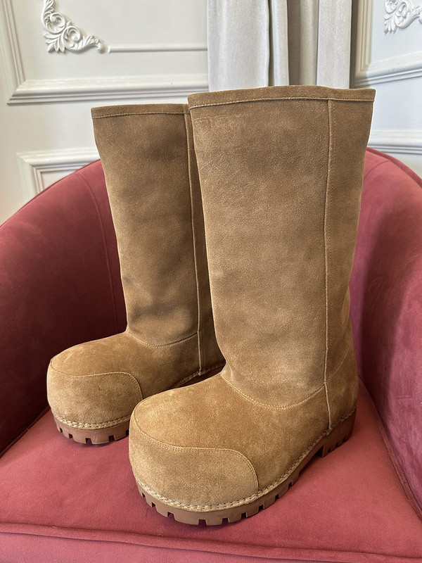 Ba*len*cia*ga boots